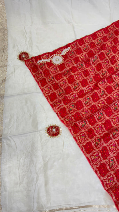 The Rajasthani-Gujrati Charm of the Pure Russian Chit Pallu Saree