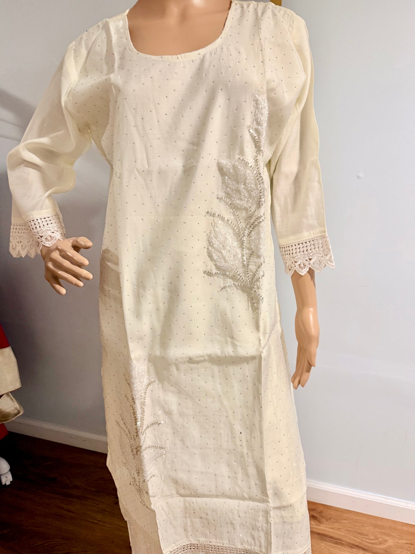 Elegant Off-White Silk Linen Embroidered Kurti Set