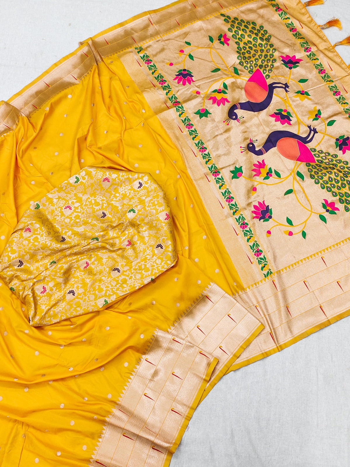 Soft Pathani Silk Saree Zari Weaving Motifs Design