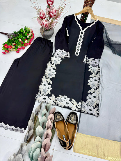 Nooréva Pearl Silk Palazzo Suit Set