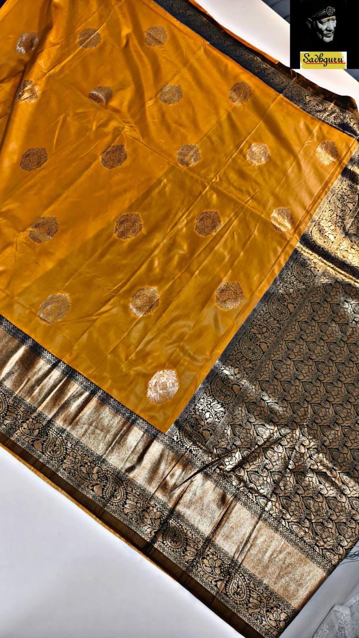 Premium Kanjivaram Soft Silk Saree with Copper Zari Weave