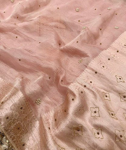✨ Pure Tissue Silk Designer Saree with Hand-Embroidered Floral Butis ✨