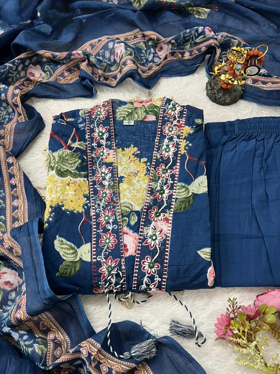 Floral Kurti Pant Dupatta Set