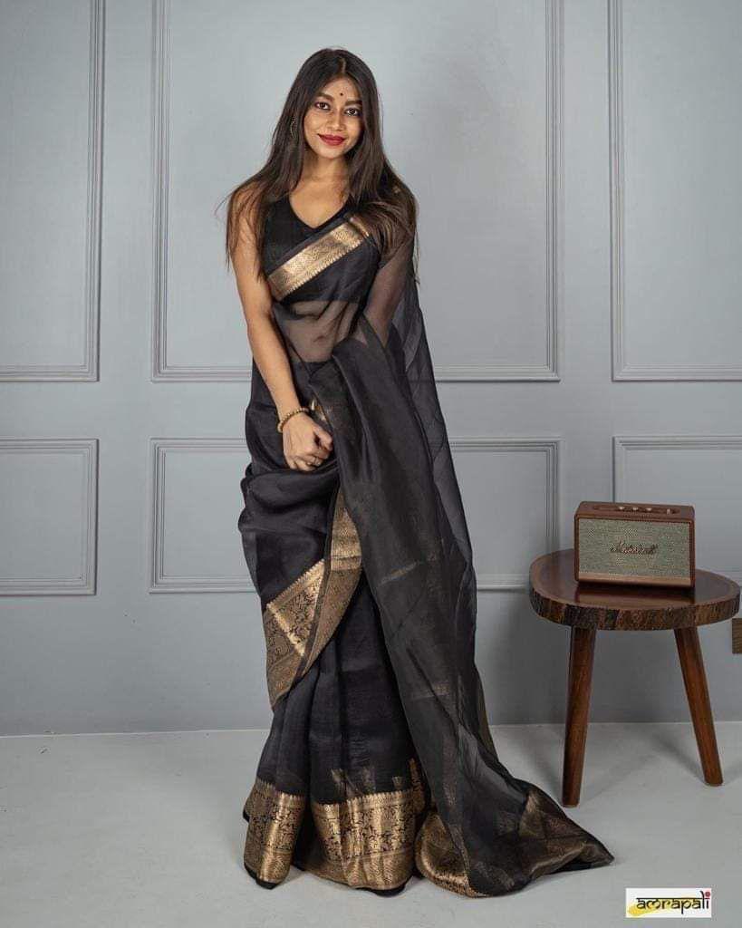 Whispers of Weave – Kora Organza Jacquard Saree with Pure Zari Elegance